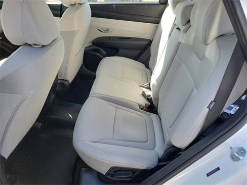 New 2026 Hyundai Tucson SE image 19