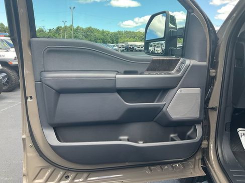 New 2026 Ford F250 Lariat w/ Chrome Package AWD/4WD image 17