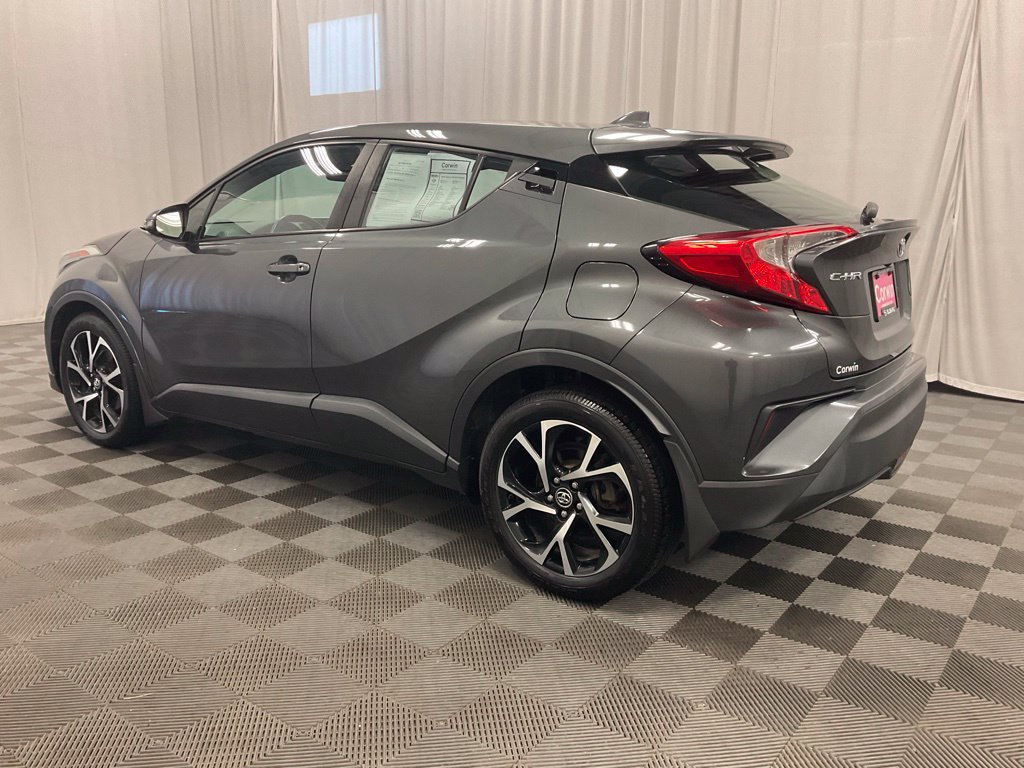 Used 2018 Toyota C-HR XLE FWD image 8
