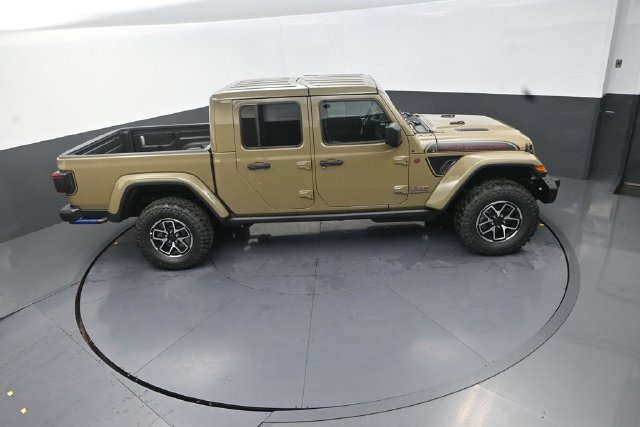 New 2026 Jeep Gladiator Rubicon AWD/4WD image 17