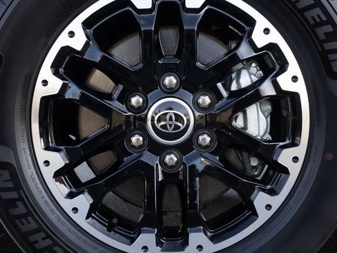 Used 2024 Toyota Tundra SR5 w/ TRD Off-Road Package image 10