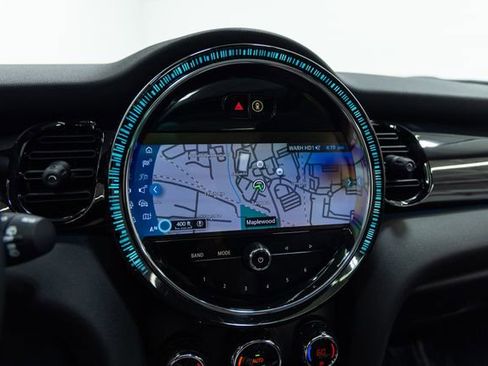 Certified 2024 MINI Cooper S image 17