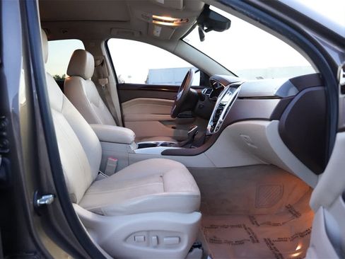 Used 2015 Cadillac SRX Luxury w/ Driver Awareness Package image 23