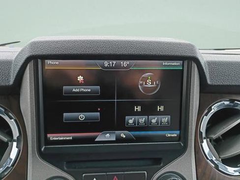 Used 2015 Ford F250 Lariat w/ Chrome Package image 15