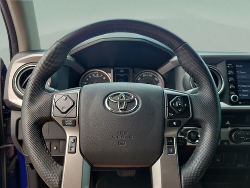Used 2023 Toyota Tacoma SR5 w/ Technology Package AWD/4WD image 11