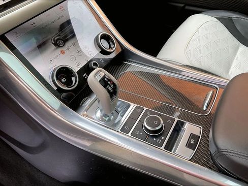 Certified 2022 Land Rover Range Rover Sport SVR image 18