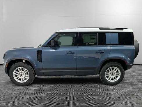 New 2026 Land Rover Defender 110 S image 2