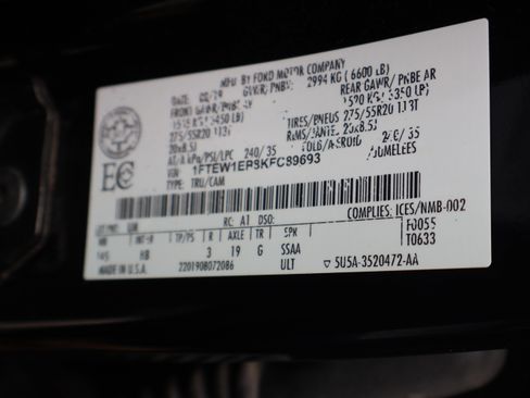 Used 2019 Ford F150 Lariat w/ Equipment Group 502A Luxury AWD/4WD image 43