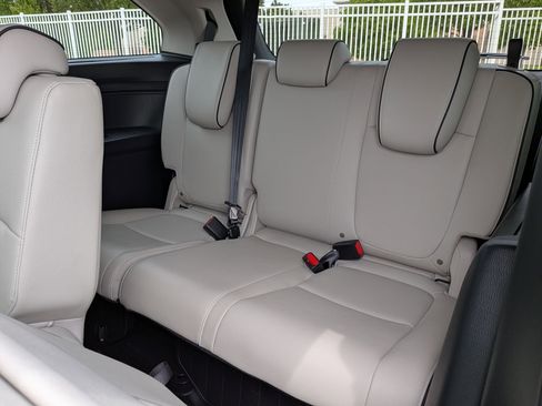 Certified 2025 Honda Odyssey Touring image 23