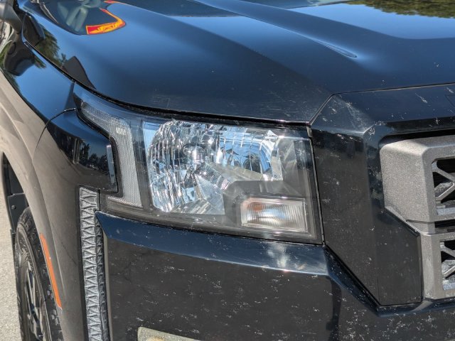 Used 2022 Nissan Frontier SV RWD image 10