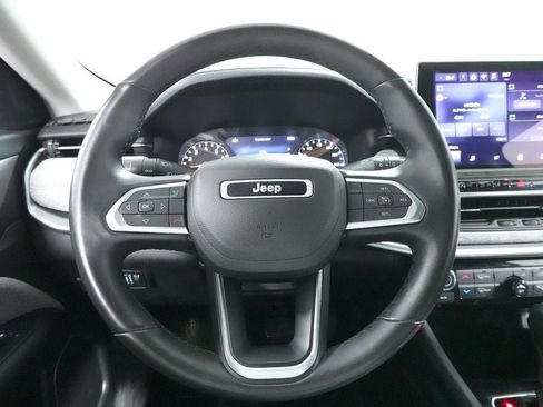 Used 2022 Jeep Compass Latitude AWD/4WD image 11