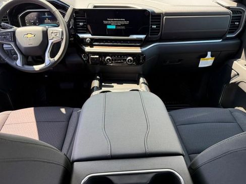 New 2026 Chevrolet Silverado 2500 LT w/ All Star Edition AWD/4WD image 7