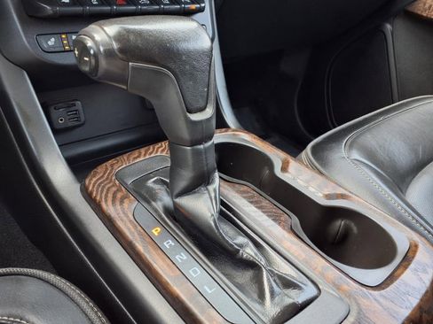 Used 2021 GMC Canyon Denali image 12