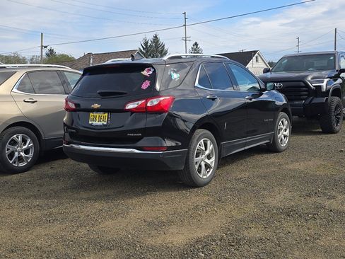 Used 2021 Chevrolet Equinox Premier w/ LPO, Cargo Package FWD image 2
