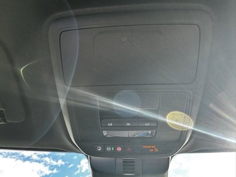 New 2026 Chevrolet Traverse LT w/ Sun and Wheel Package image 32