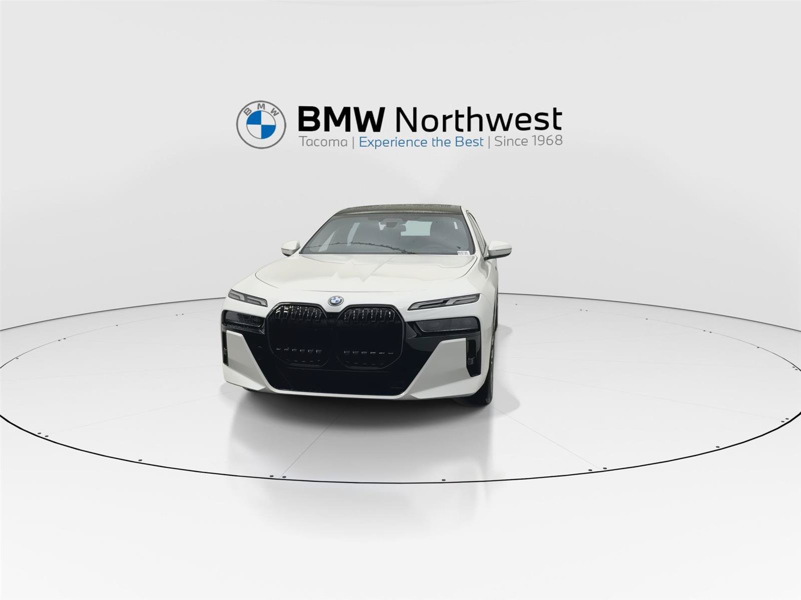 Used 2026 BMW i7 xDrive60 AWD/4WD image 8