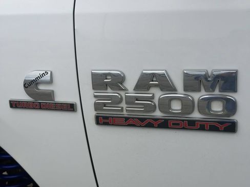 Used 2018 RAM 2500 SLT AWD/4WD image 29