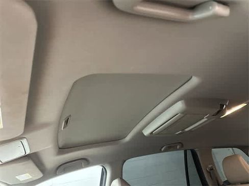 Used 2019 Honda Pilot Touring image 28