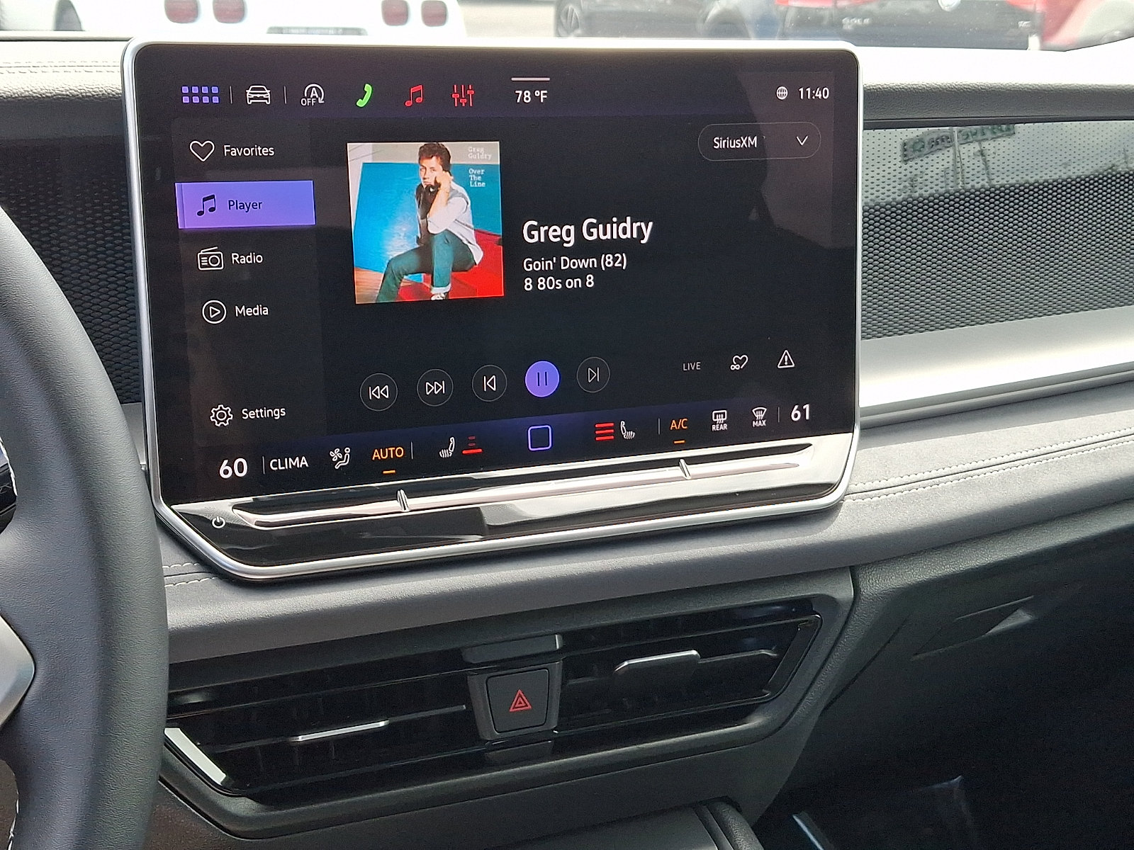 Certified 2026 Volkswagen Tiguan SE AWD/4WD image 19