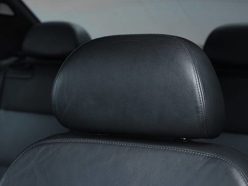 Used 2003 BMW M5 image 78