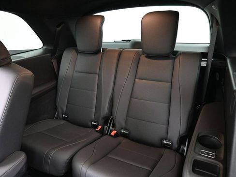 Used 2025 Mercedes-Benz GLS 450 4MATIC image 27