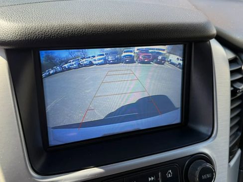 Used 2019 GMC Yukon XL SLT AWD/4WD image 23