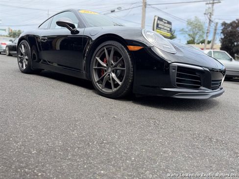 Used 2019 Porsche 911 Carrera T RWD image 12