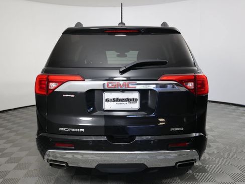 Used 2019 GMC Acadia Denali w/ Technology Package AWD/4WD image 3