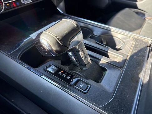 Used 2021 Ford F150 Lariat w/ Equipment Group 502A High image 29