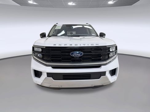 Certified 2025 Ford Expedition Max Platinum AWD/4WD image 6