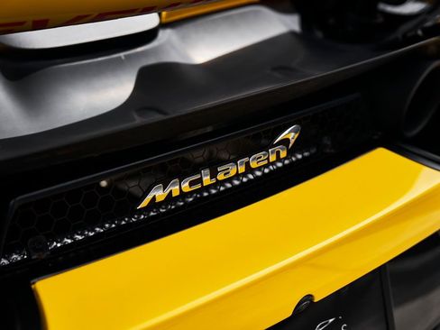 Used 2021 McLaren 720S Luxury image 13