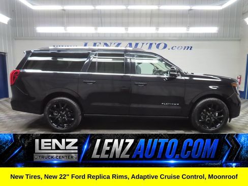 Used 2025 Ford Expedition Max Platinum AWD/4WD image 1