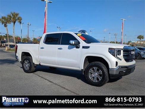 Used 2023 GMC Sierra 1500 SLT image 2
