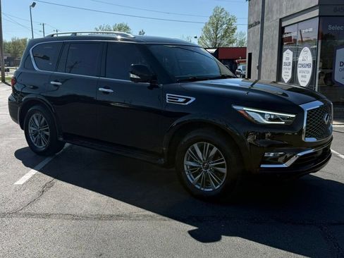 Used 2021 INFINITI QX80 Luxe image 2