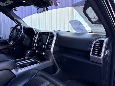 Used 2018 Ford F150 Platinum w/ Equipment Group 701A Luxury image 46