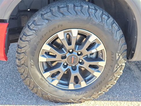 Used 2021 Nissan Titan PRO-4X w/ Pro-4x Convenience Package image 20