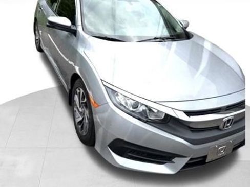 Used 2016 Honda Civic EX image 3