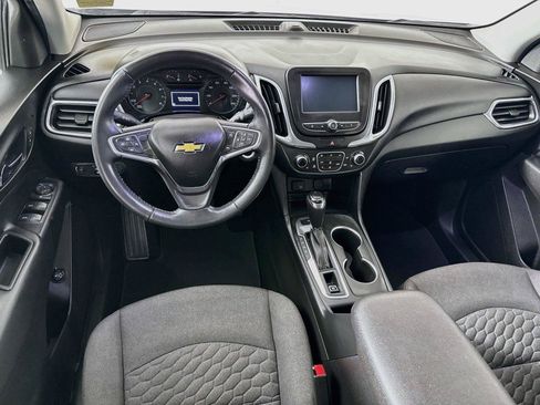 Used 2018 Chevrolet Equinox LT AWD/4WD image 2