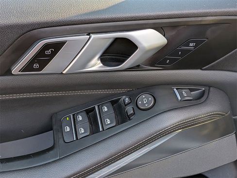 Used 2019 BMW X5 xDrive40i w/ Convenience Package image 13