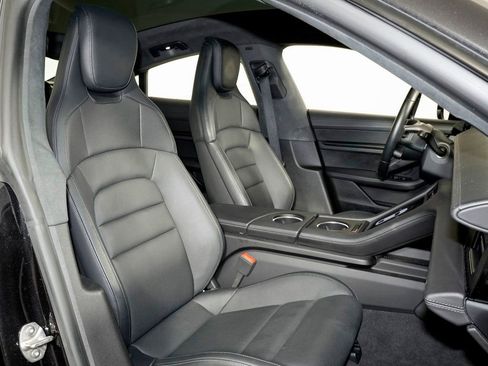 Certified 2024 Porsche Taycan GTS image 39