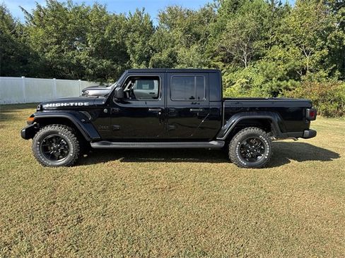 New 2025 Jeep Gladiator Sport image 10