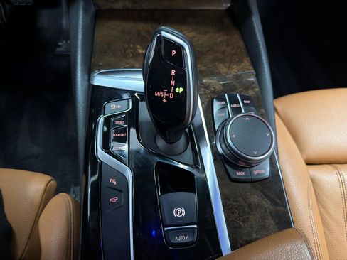 Used 2020 BMW 540i xDrive w/ Premium Package AWD/4WD image 23
