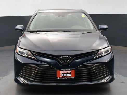 Used 2019 Toyota Camry LE image 7