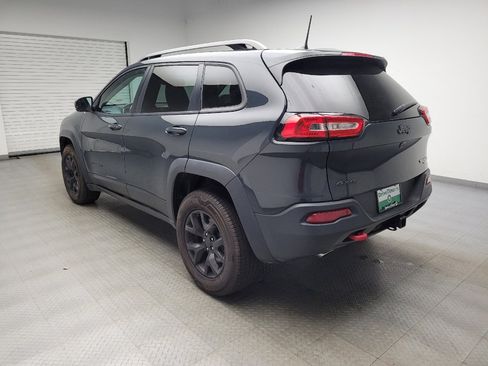 Used 2017 Jeep Cherokee Trailhawk AWD/4WD image 5