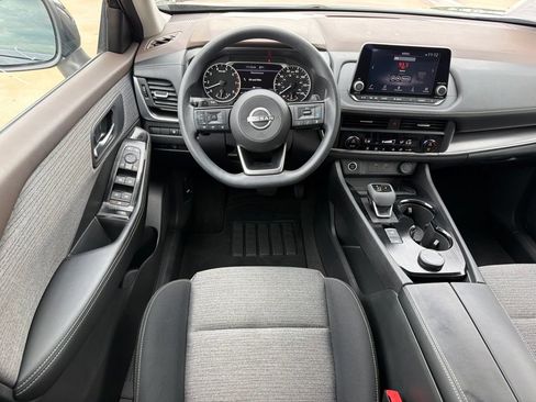 Used 2023 Nissan Rogue SV AWD/4WD image 21