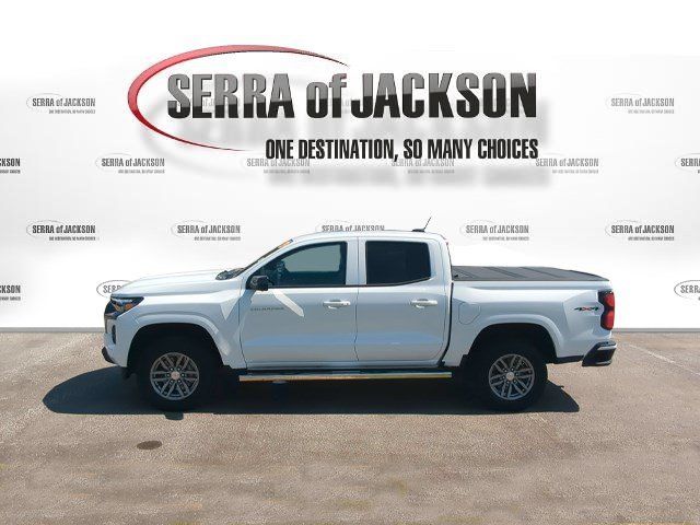 Used 2026 Chevrolet Colorado LT w/ LT Convenience Package AWD/4WD image 6
