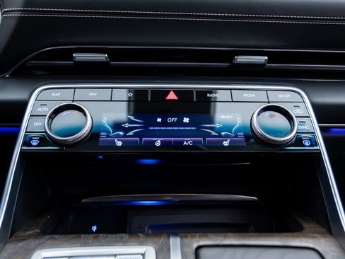 Used 2024 Genesis GV80 2.5T image 24