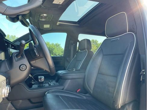Used 2023 GMC Sierra 1500 AT4X AWD/4WD image 9