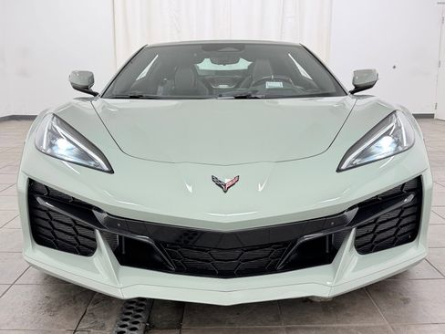 Used 2024 Chevrolet Corvette Z06 RWD image 10