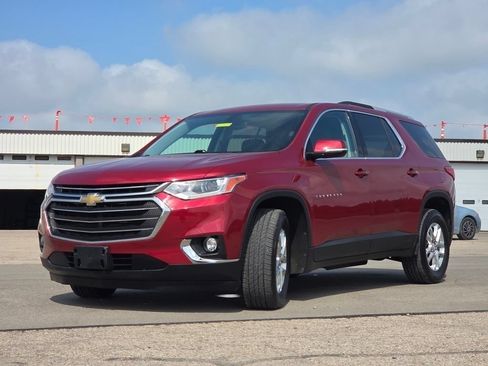 Used 2018 Chevrolet Traverse LT AWD/4WD image 19